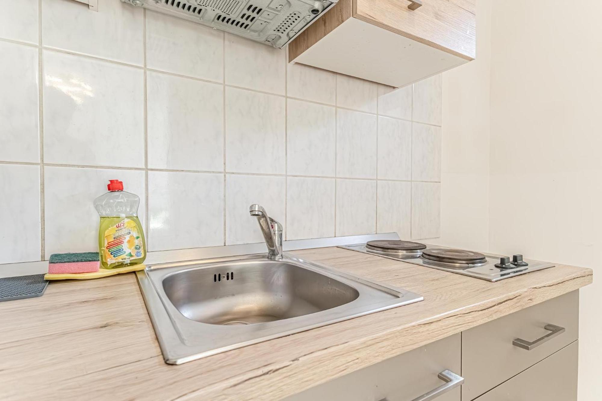 City Vibes: 1Br Apt, 10 Min To Westbahnhof Viyana Dış mekan fotoğraf