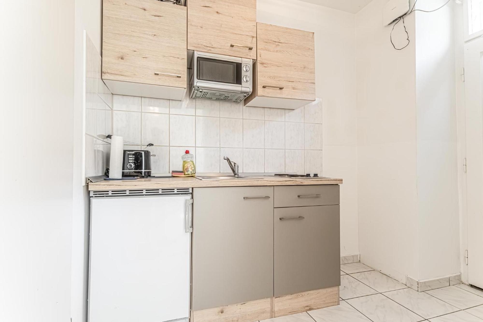 City Vibes: 1Br Apt, 10 Min To Westbahnhof Viyana Dış mekan fotoğraf